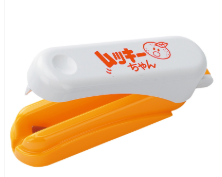 B07　ももや　ムッキーちゃん皮むき器